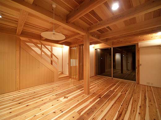 六軒町の家1